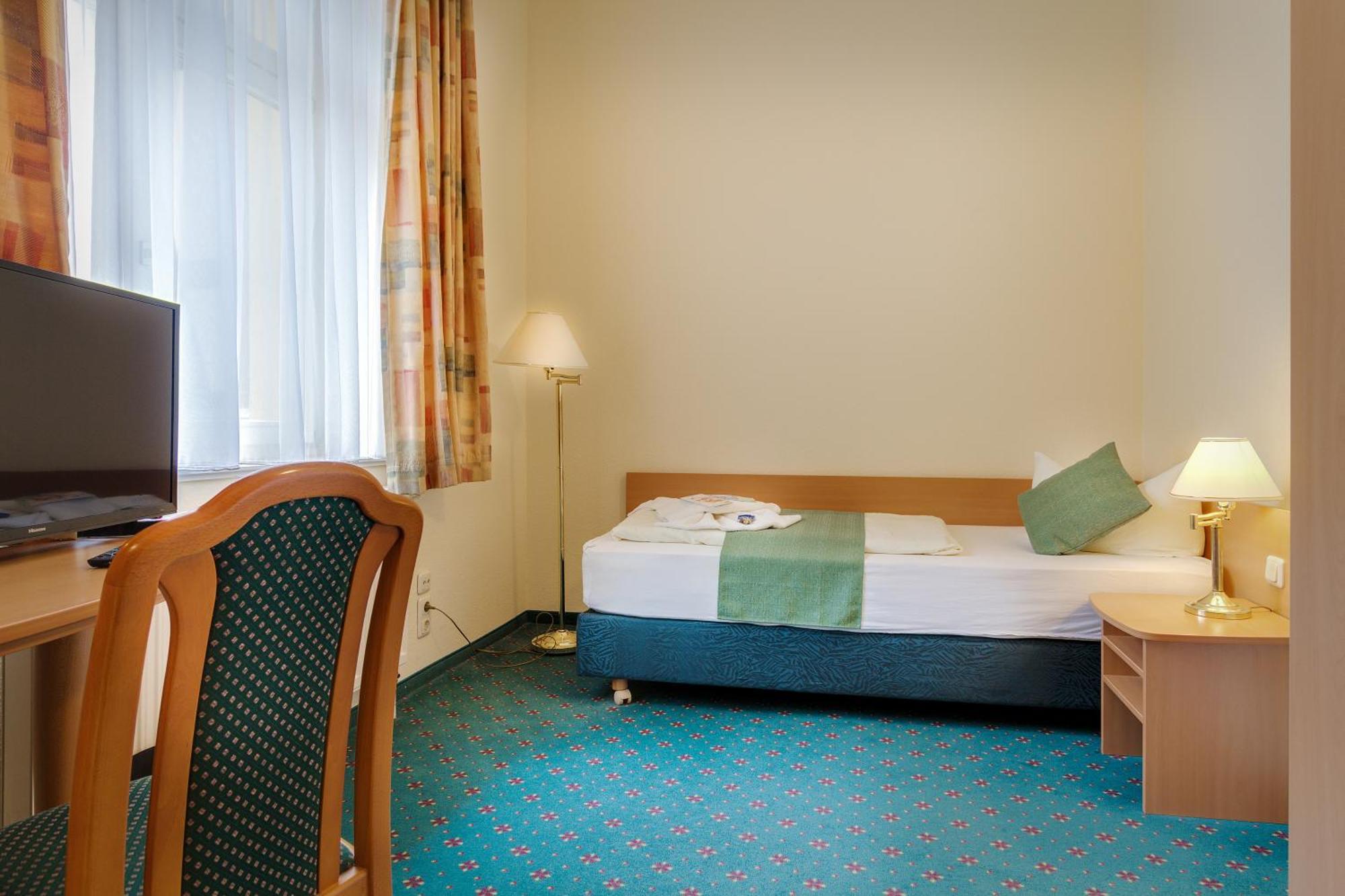 Ferien Hotel Villa Suedharz Sülzhayn Екстериор снимка